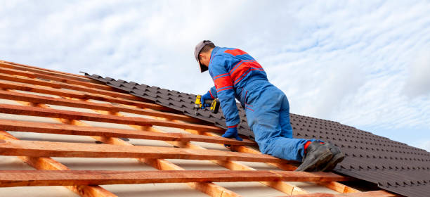 Best Roof Insulation Installation  in Smithfield, VA